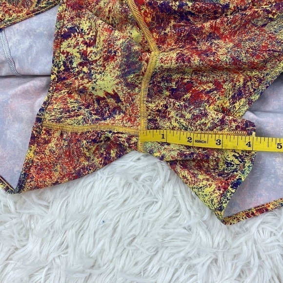 Lululemon Seawheeze 2019 Hotty Hot Shorts 4” Woodland Sprint - Picture 2 of 6